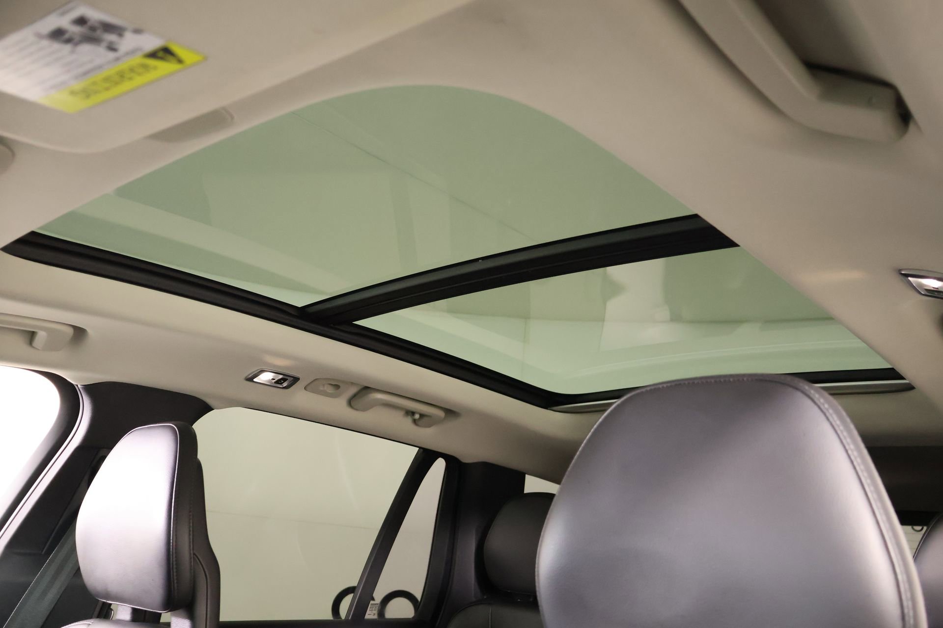 Used 2021 Volvo XC90 T5 Momentum w/ Advanced Package image 17