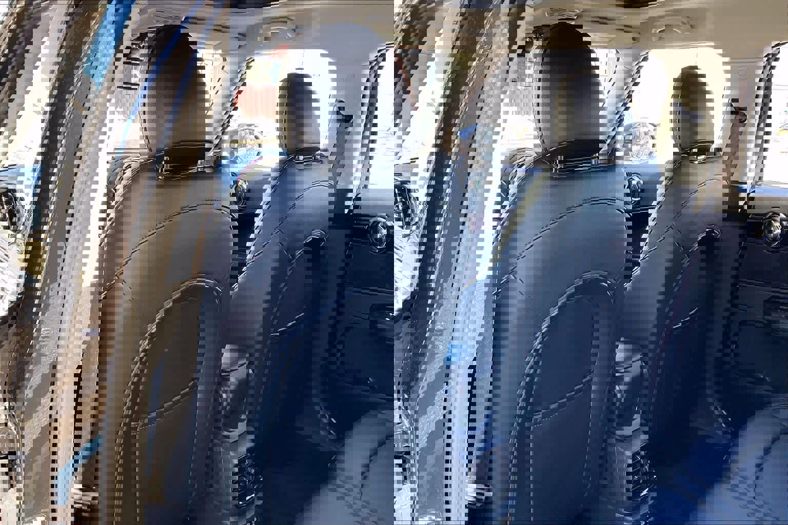 Used 2022 MINI Cooper Countryman S w/ Premium Package image 23