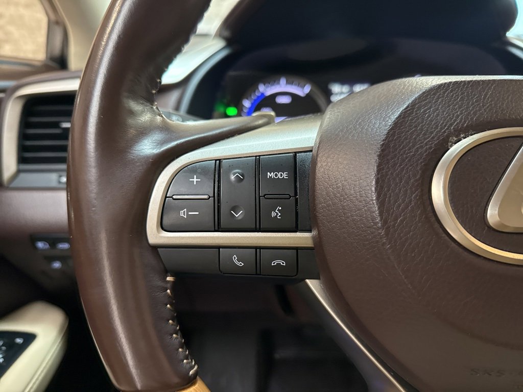Used 2020 Lexus RX 450hL AWD w/ Premium Package image 19