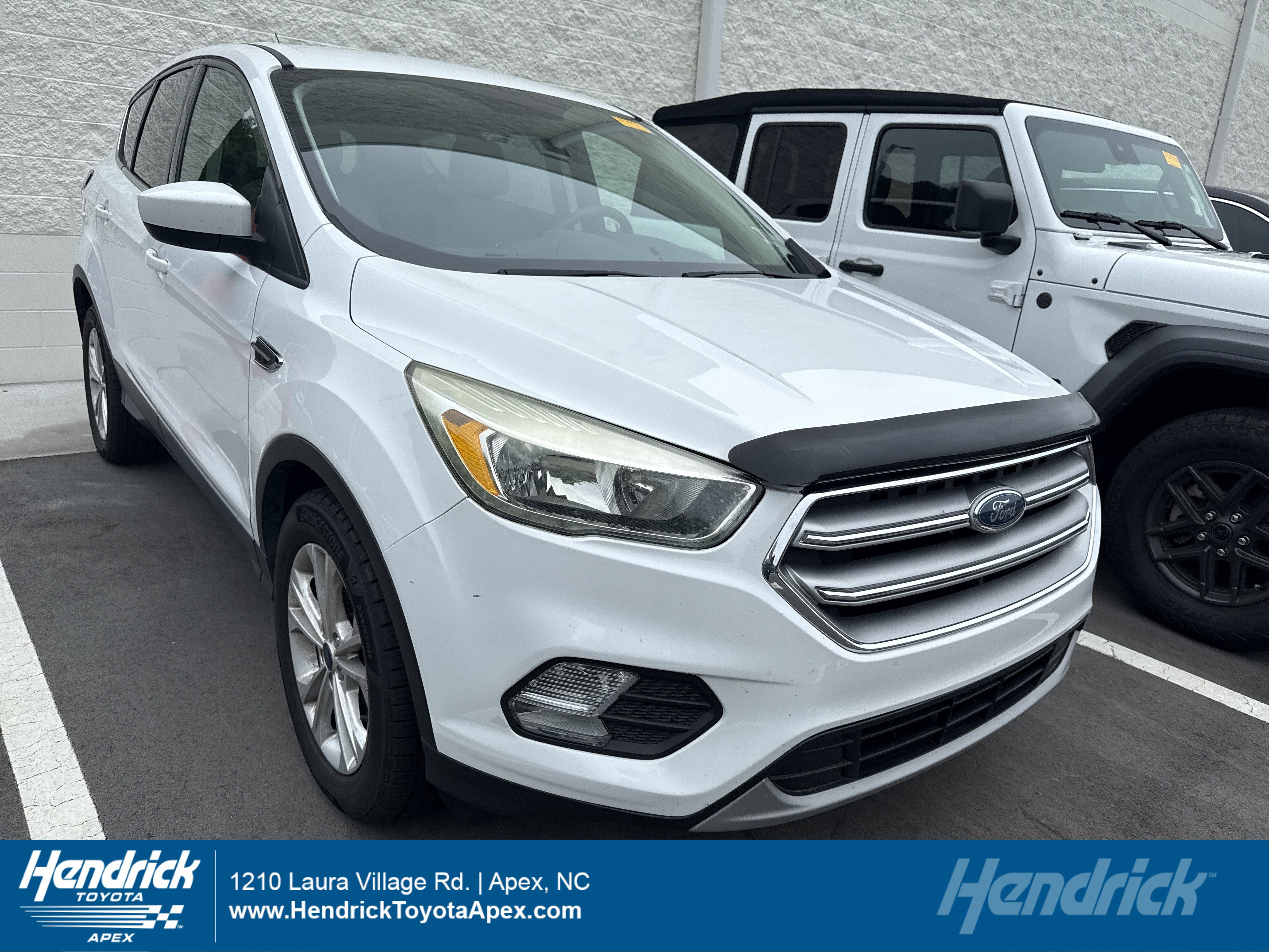 Used 2017 Ford Escape SE
