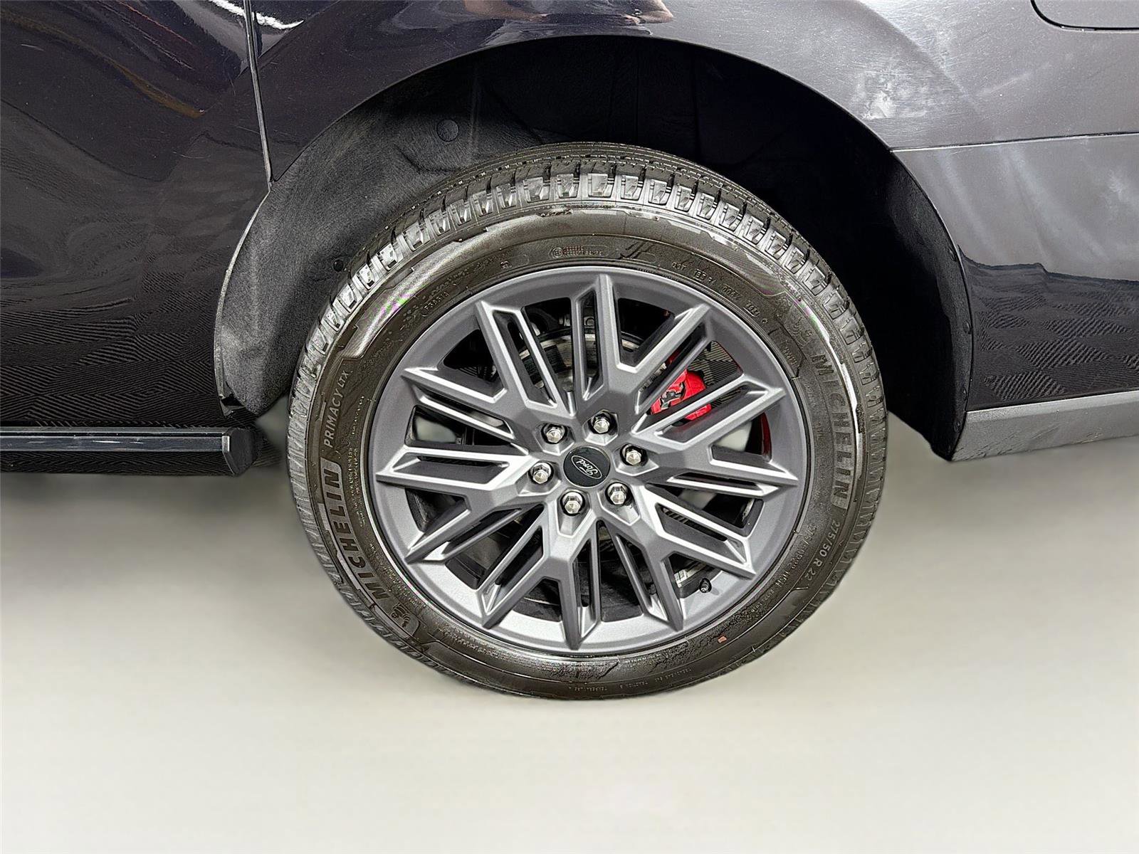 Used 2025 Ford Expedition Max Platinum w/ Stealth Performance Package AWD/4WD image 39