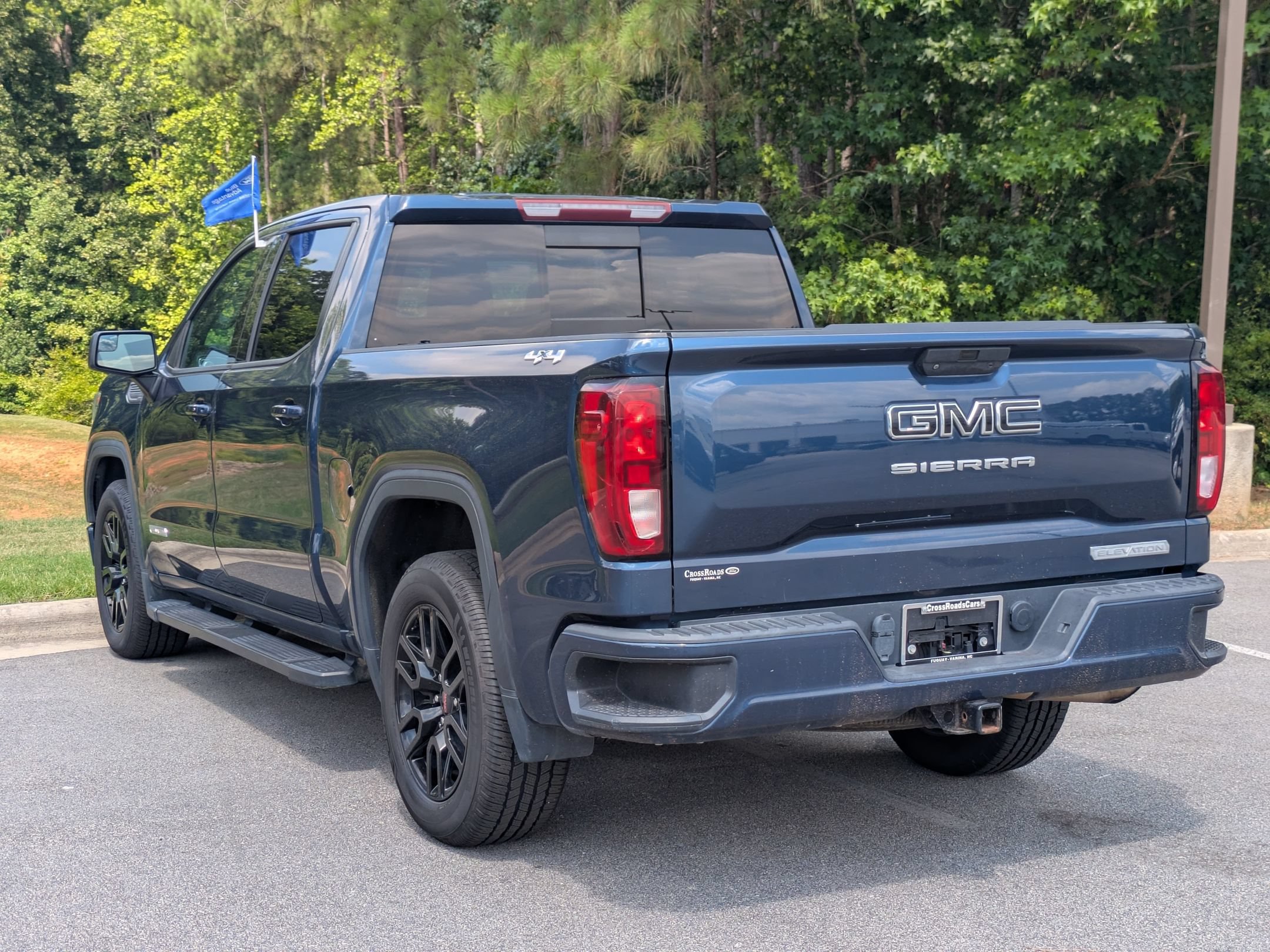 Used 2021 GMC Sierra 1500 Elevation w/ Preferred Package AWD/4WD image 5