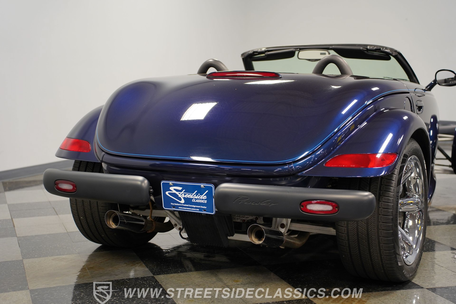 Used 2001 Chrysler Prowler RWD image 27