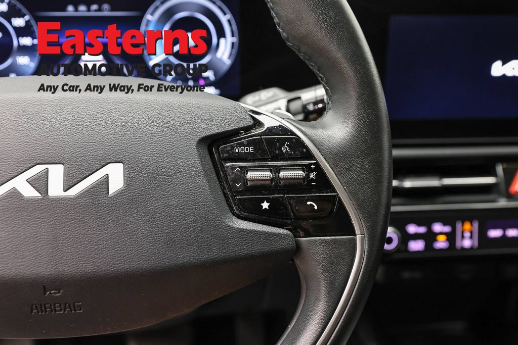 Used 2023 Kia Niro Wind w/ Wind Preserve Package FWD image 16