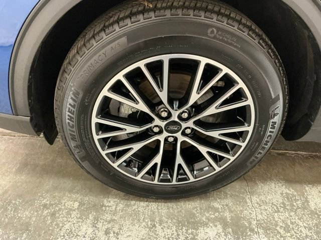 Used 2023 Ford Escape SE image 10