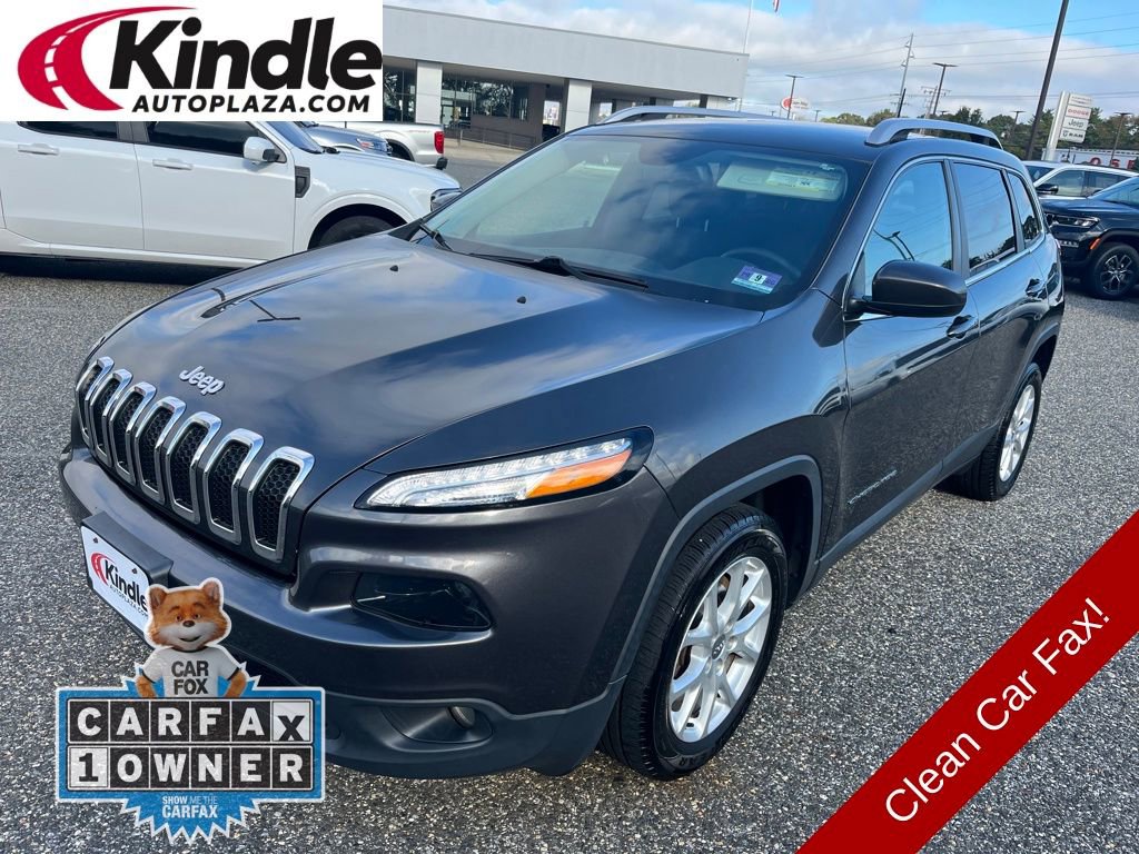 Used 2017 Jeep Cherokee Latitude w/ Comfort/Convenience Group