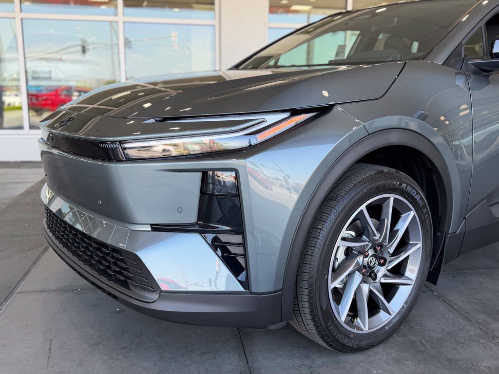 New 2026 Toyota C-HR AWD/4WD image 3