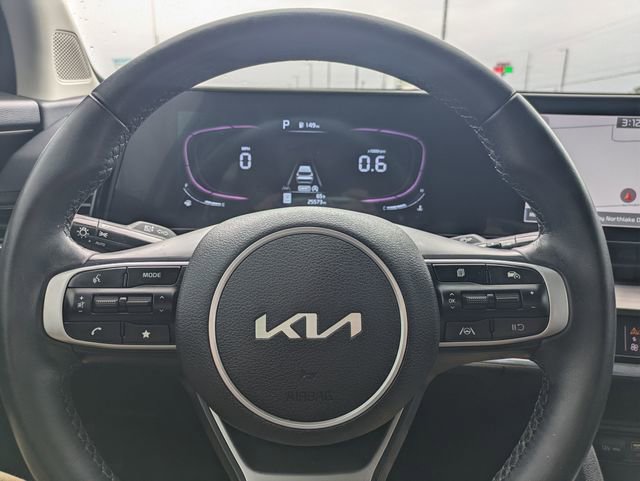 Used 2024 Kia Sportage EX image 32