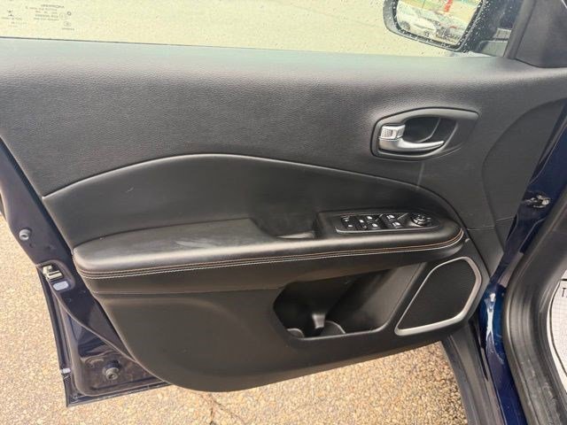 Used 2020 Jeep Compass Sport w/ Cold Weather Group image 11