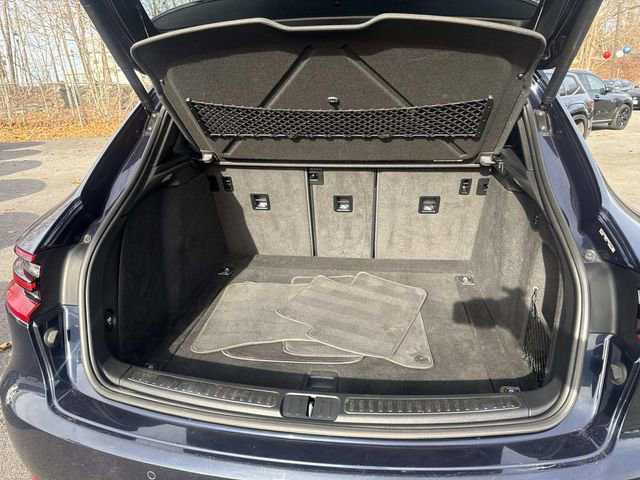 Used 2017 Porsche Macan Turbo image 7