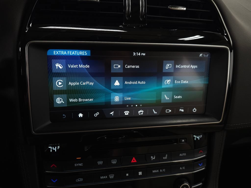 Used 2020 Jaguar F-PACE Prestige AWD/4WD image 26