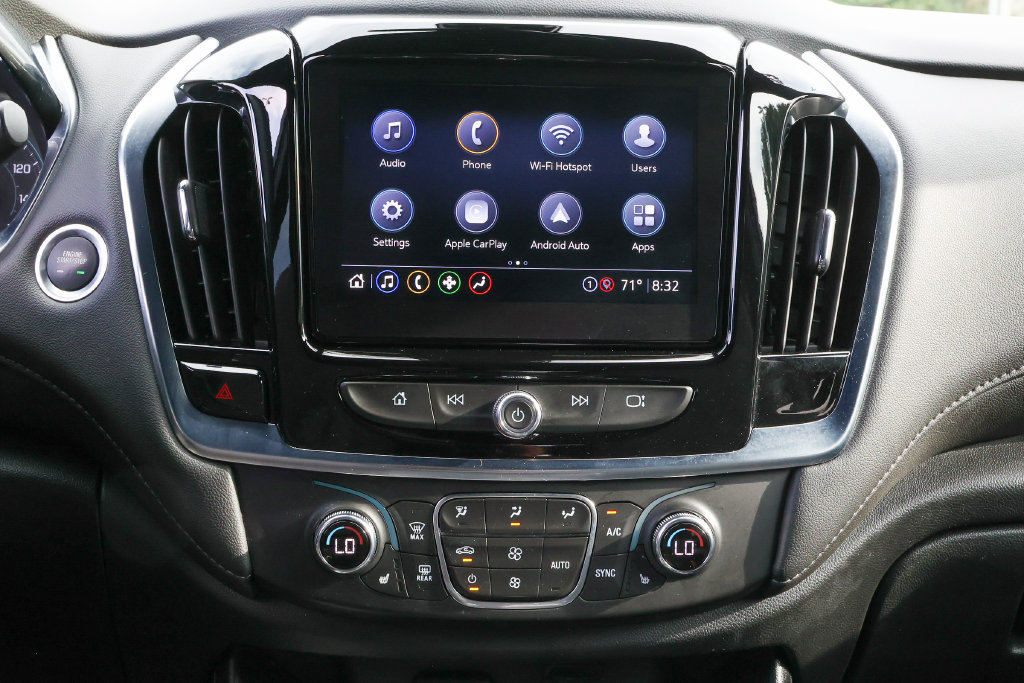 Used 2023 Chevrolet Traverse LT FWD image 11