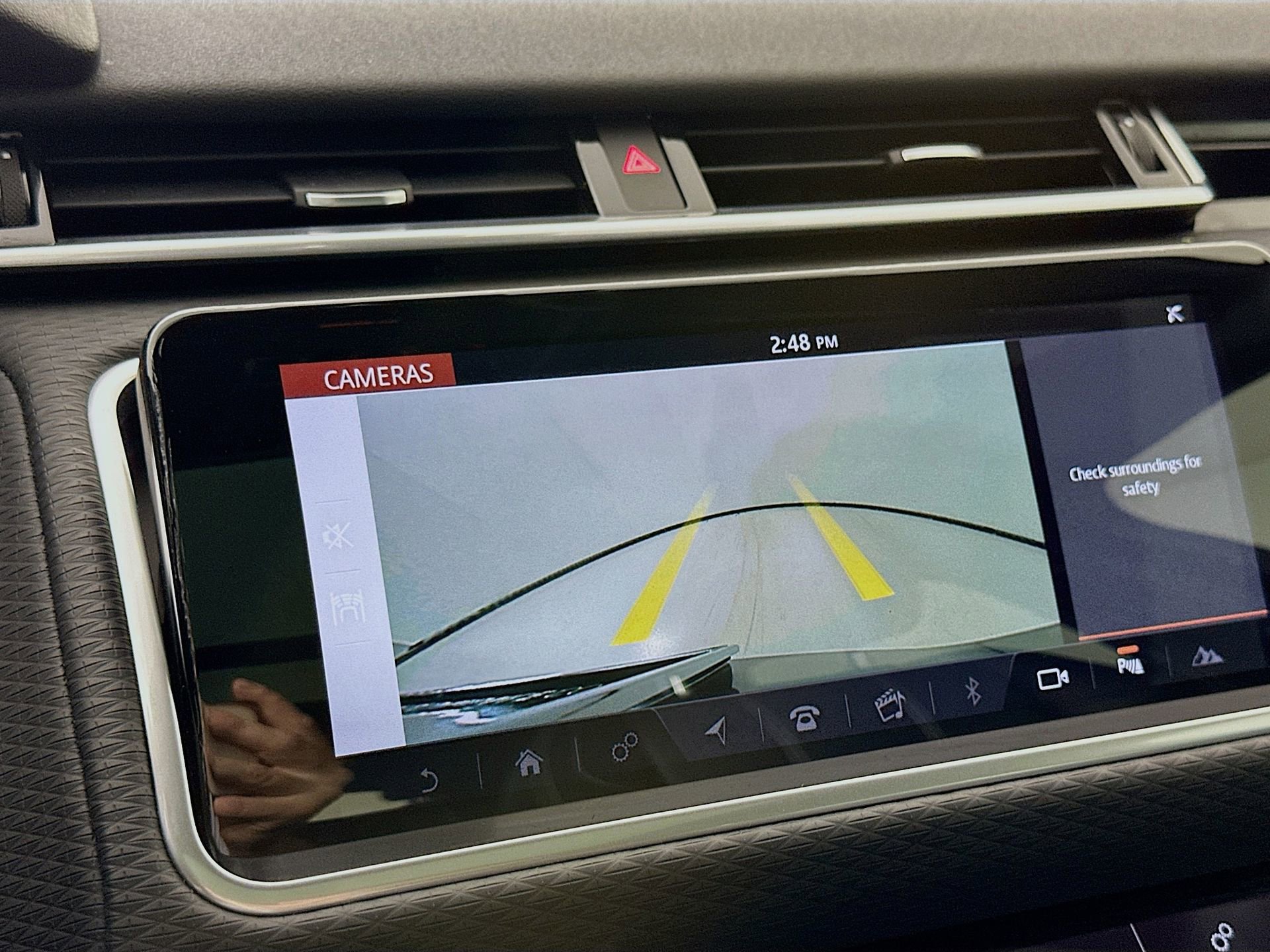 Used 2020 Land Rover Range Rover Velar R-Dynamic S image 15