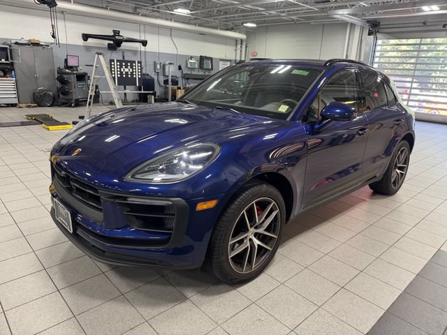 Used 2023 Porsche Macan S AWD/4WD image 8
