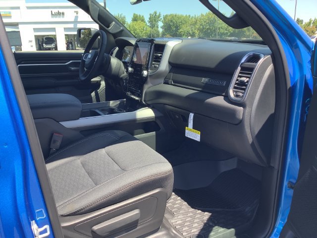New 2026 RAM 1500 Big Horn AWD/4WD image 40