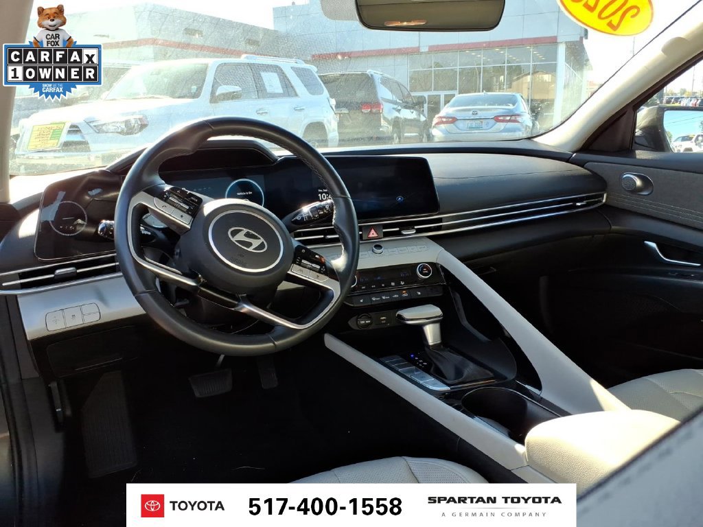 Used 2025 Hyundai Elantra Limited FWD image 13