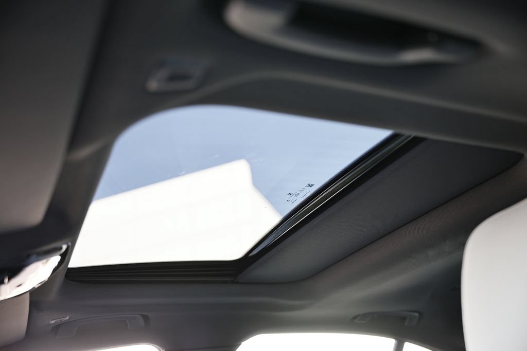 New 2027 BMW i5 eDrive40 RWD image 18