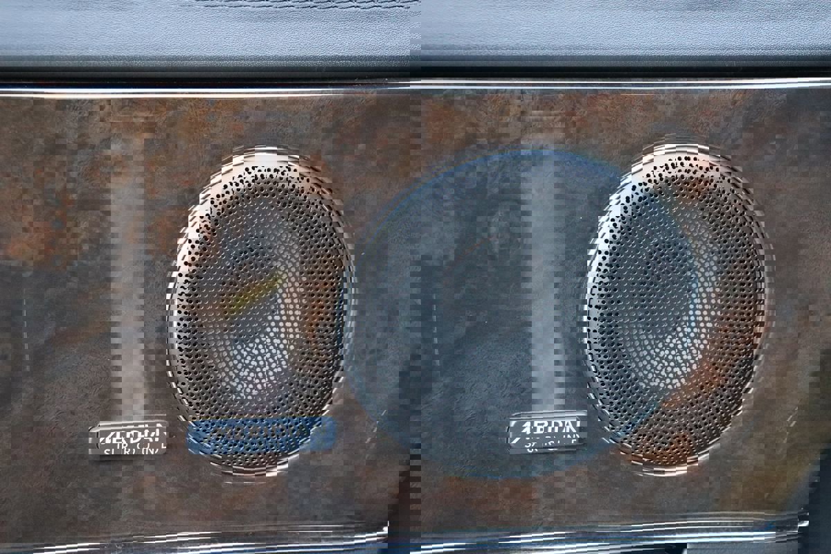 Used 2019 Jaguar XJ L Portfolio image 48