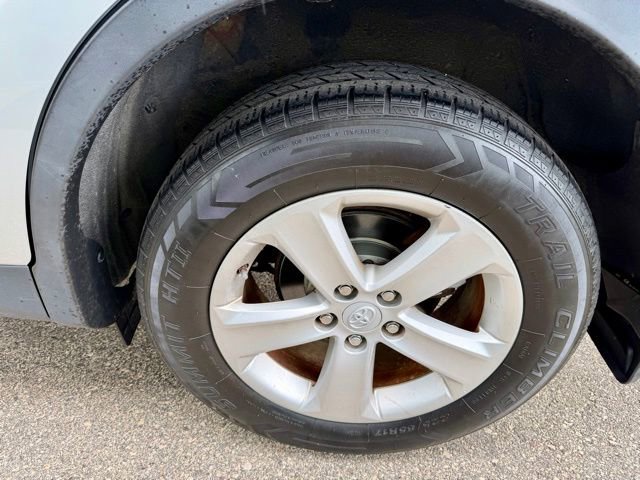 Used 2014 Toyota RAV4 XLE AWD/4WD image 13