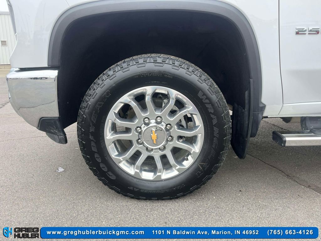 Used 2025 Chevrolet Silverado 2500 LTZ w/ LTZ Premium Package image 10