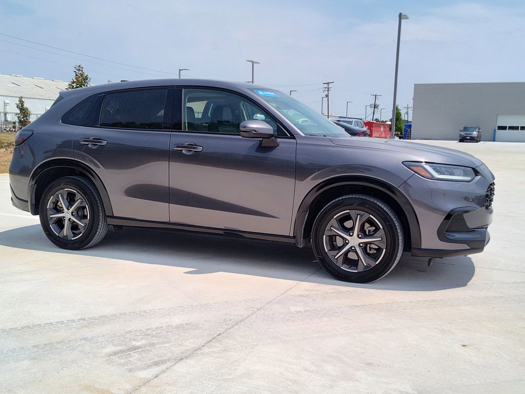 Used 2025 Honda HR-V EX-L image 11