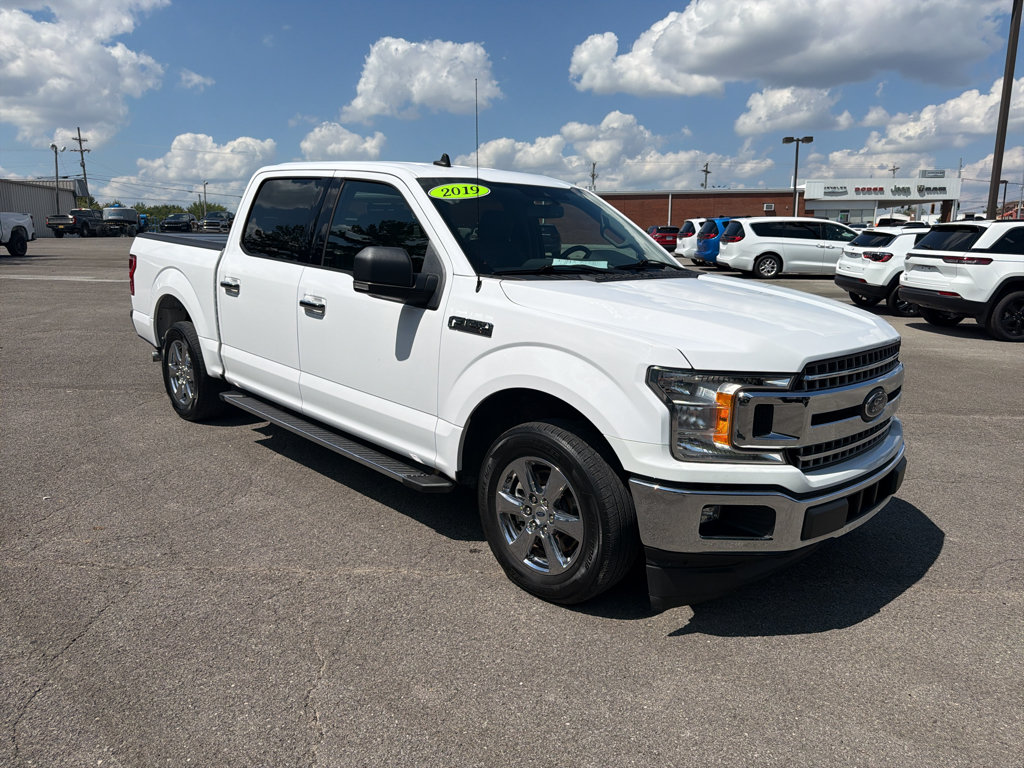 Used 2019 Ford F150 XLT w/ Equipment Group 302A Luxury RWD image 3