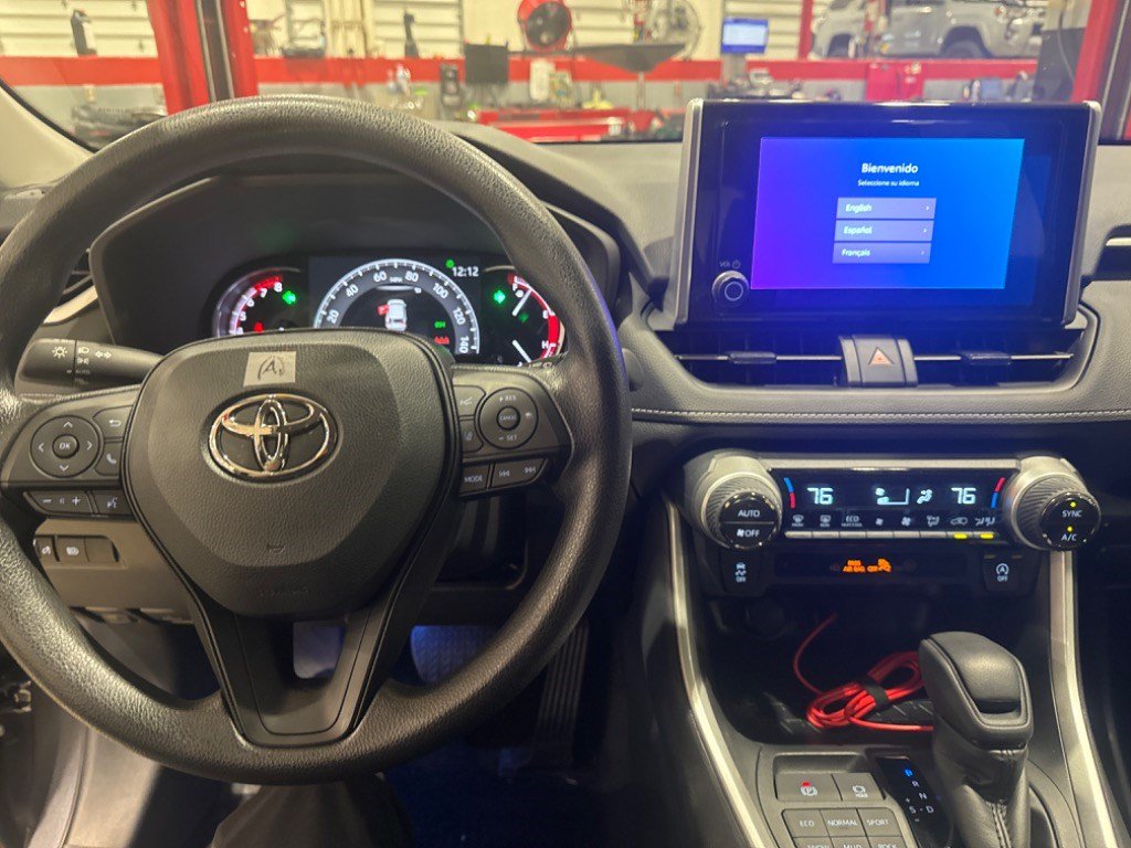 Certified 2025 Toyota RAV4 XLE AWD/4WD image 38