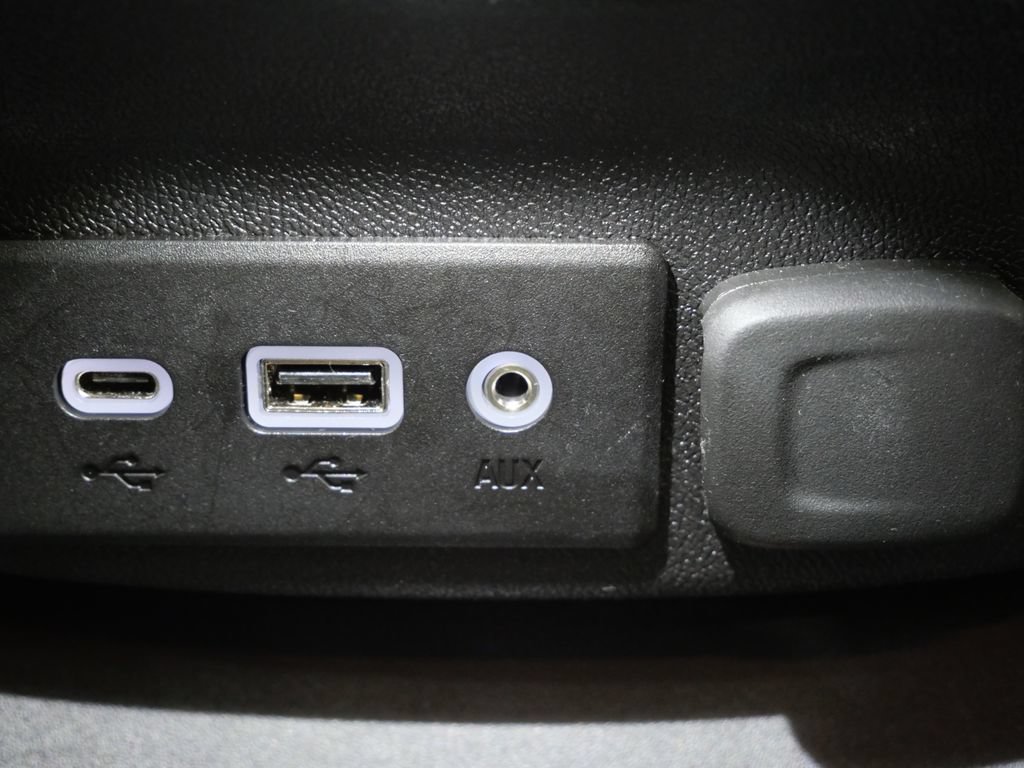 Used 2025 Chevrolet Malibu LT FWD image 21