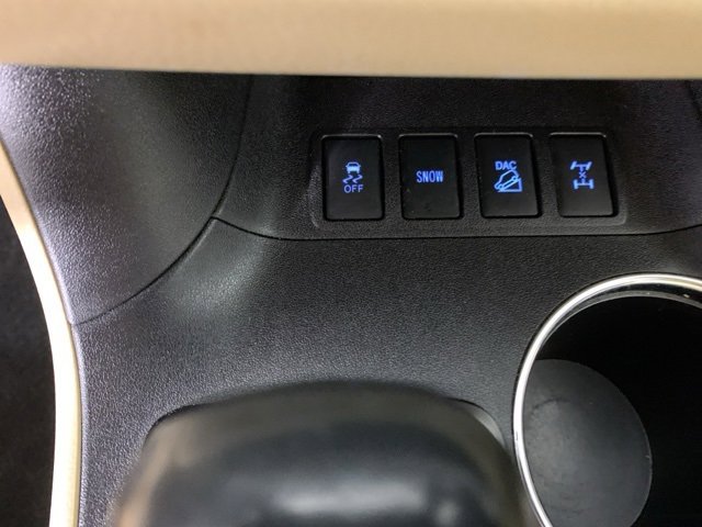 Used 2018 Toyota Highlander XLE image 13