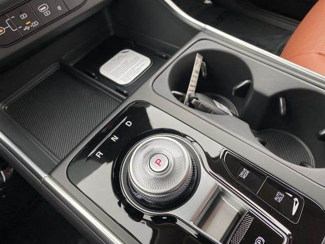 New 2026 Kia Carnival SX Prestige image 25