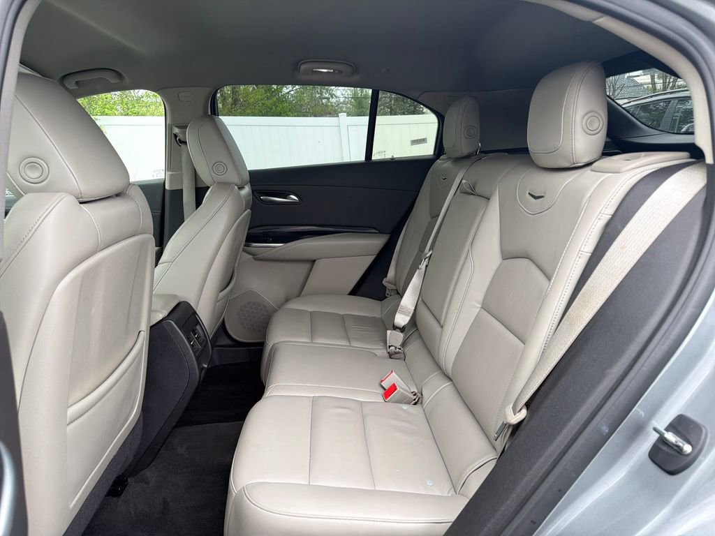 Used 2023 Cadillac XT4 Premium Luxury AWD/4WD image 29