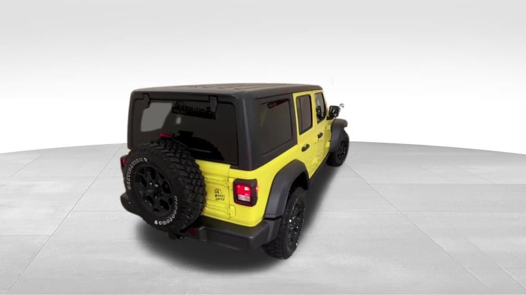 Used 2023 Jeep Wrangler Unlimited w/ Cold Weather Group image 5