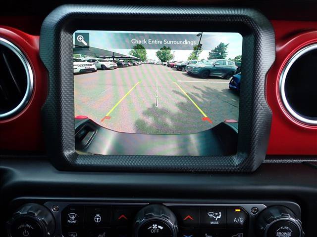 Used 2023 Jeep Gladiator Rubicon w/ Cold Weather Group AWD/4WD image 15