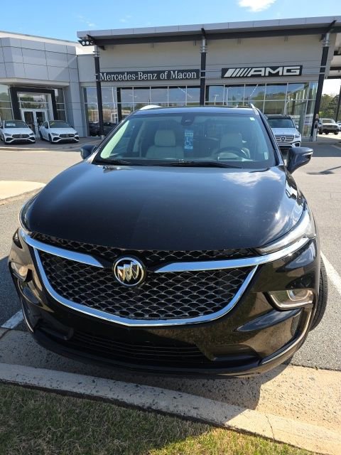 Used 2024 Buick Enclave Avenir image 5