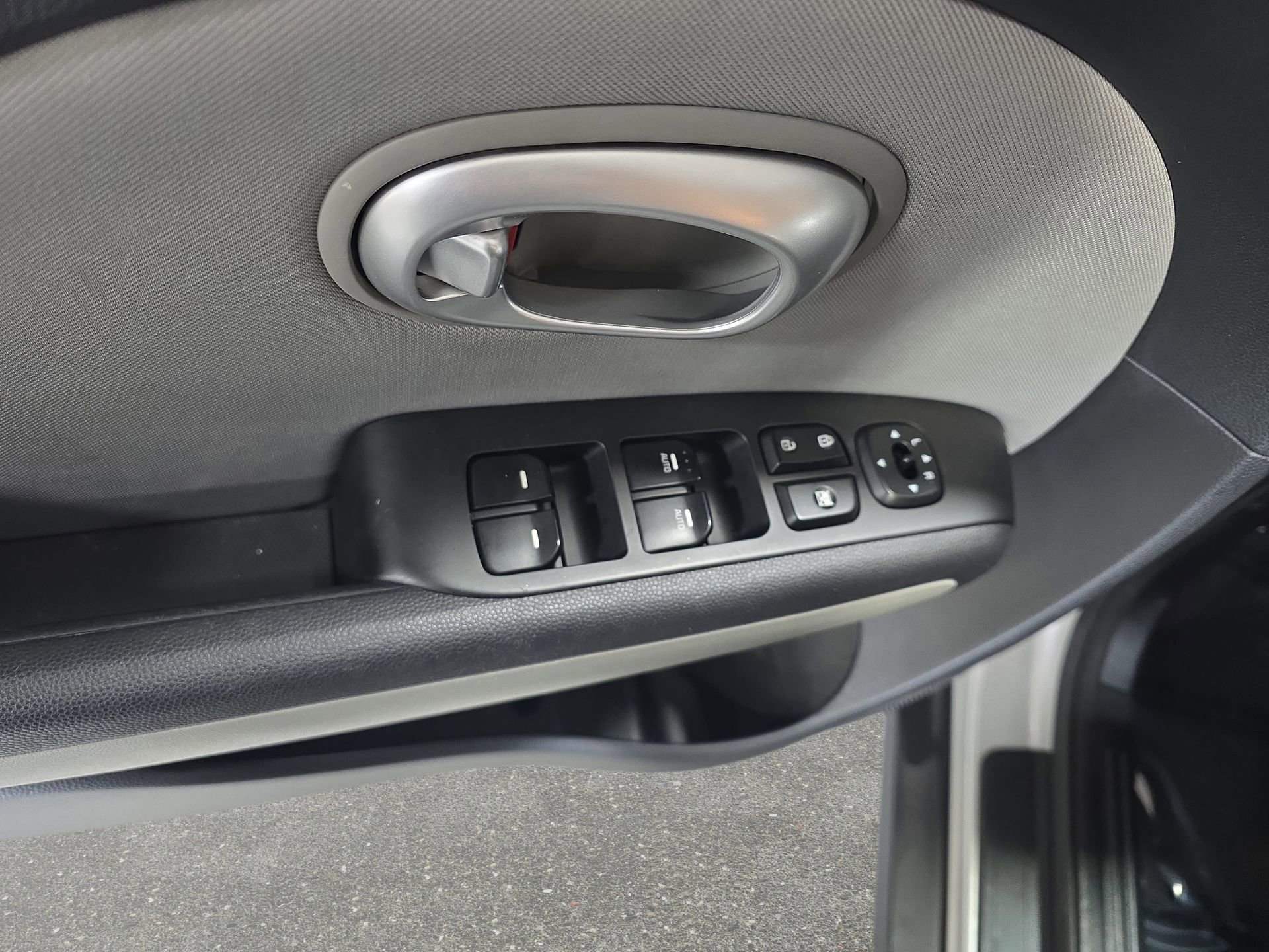 Used 2014 Kia Soul + w/ Eco Package FWD image 26