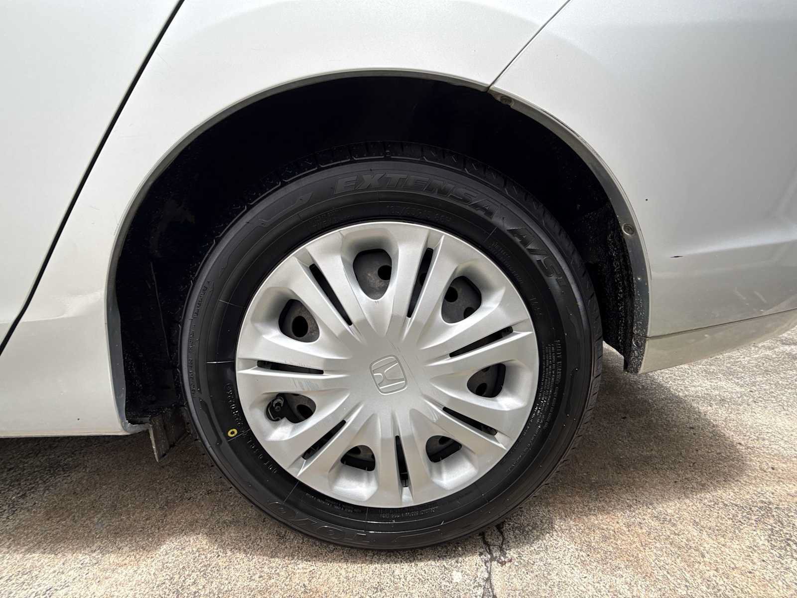 Used 2011 Honda Insight LX image 10