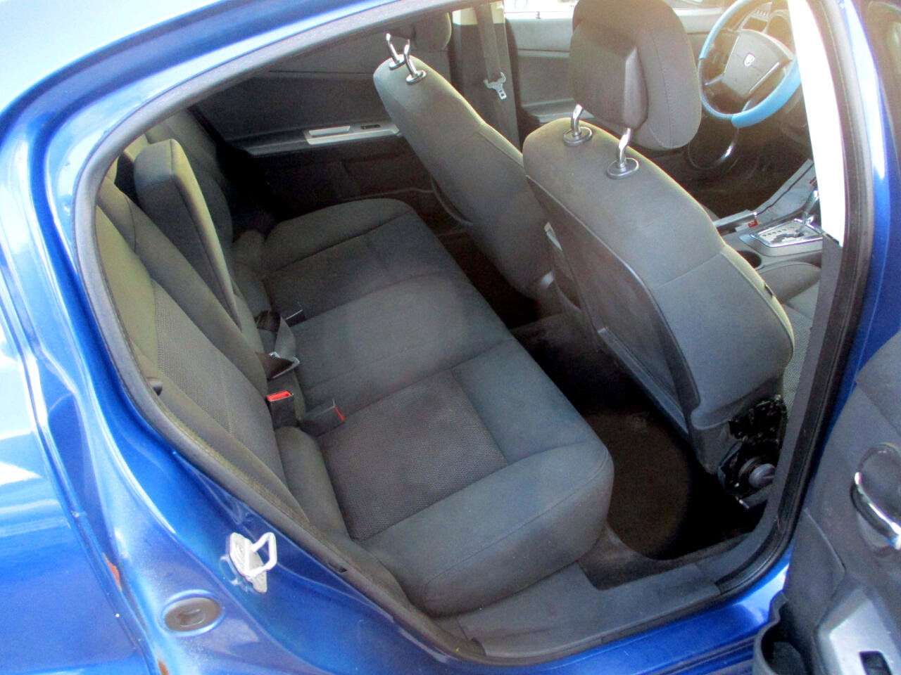 Used 2010 Dodge Avenger SXT w/ Premium Convenience Group image 9