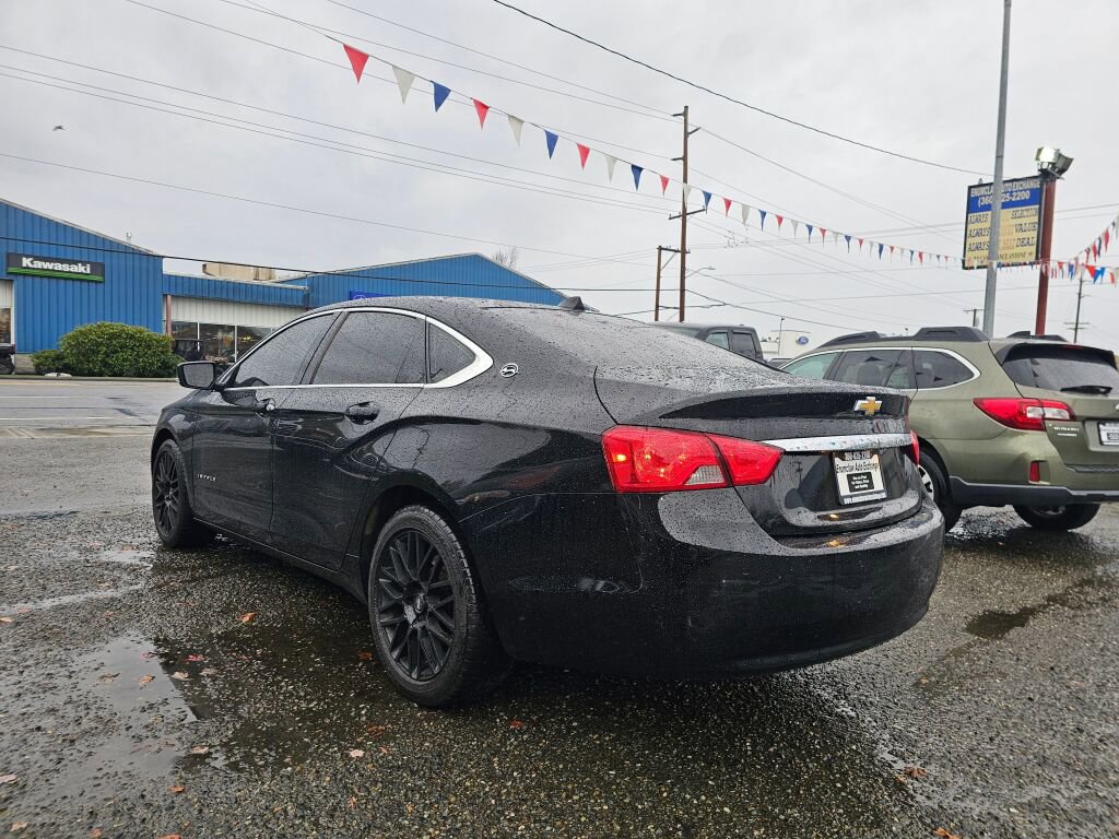 Used 2014 Chevrolet Impala LT w/ Convenience Package image 5