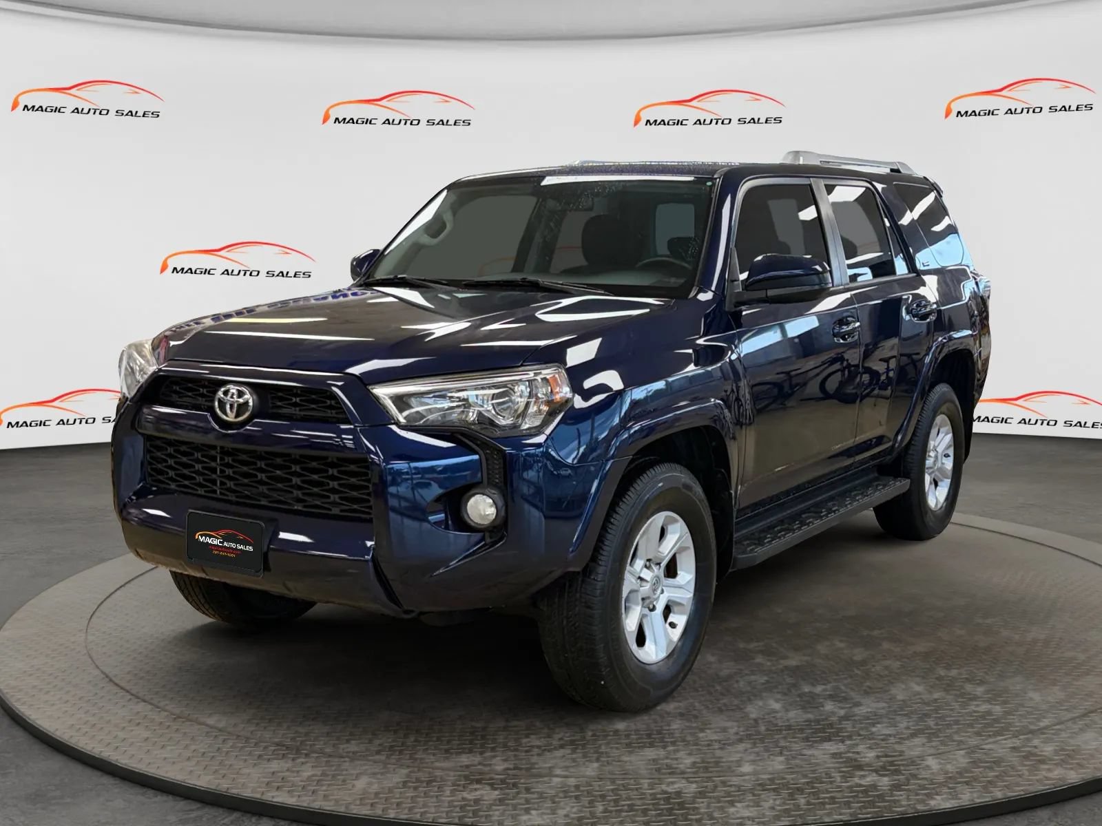 Used 2016 Toyota 4Runner SR5 AWD/4WD image 1