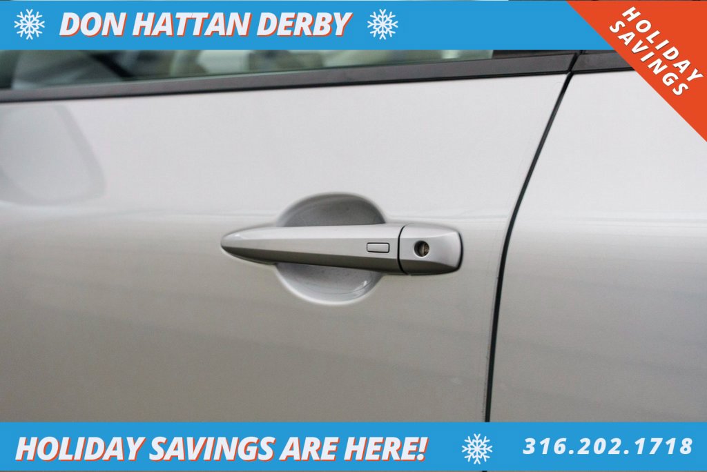 Used 2022 Nissan Rogue SV image 26