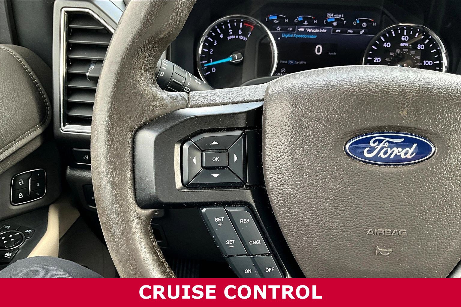 Used 2019 Ford Expedition Limited image 11