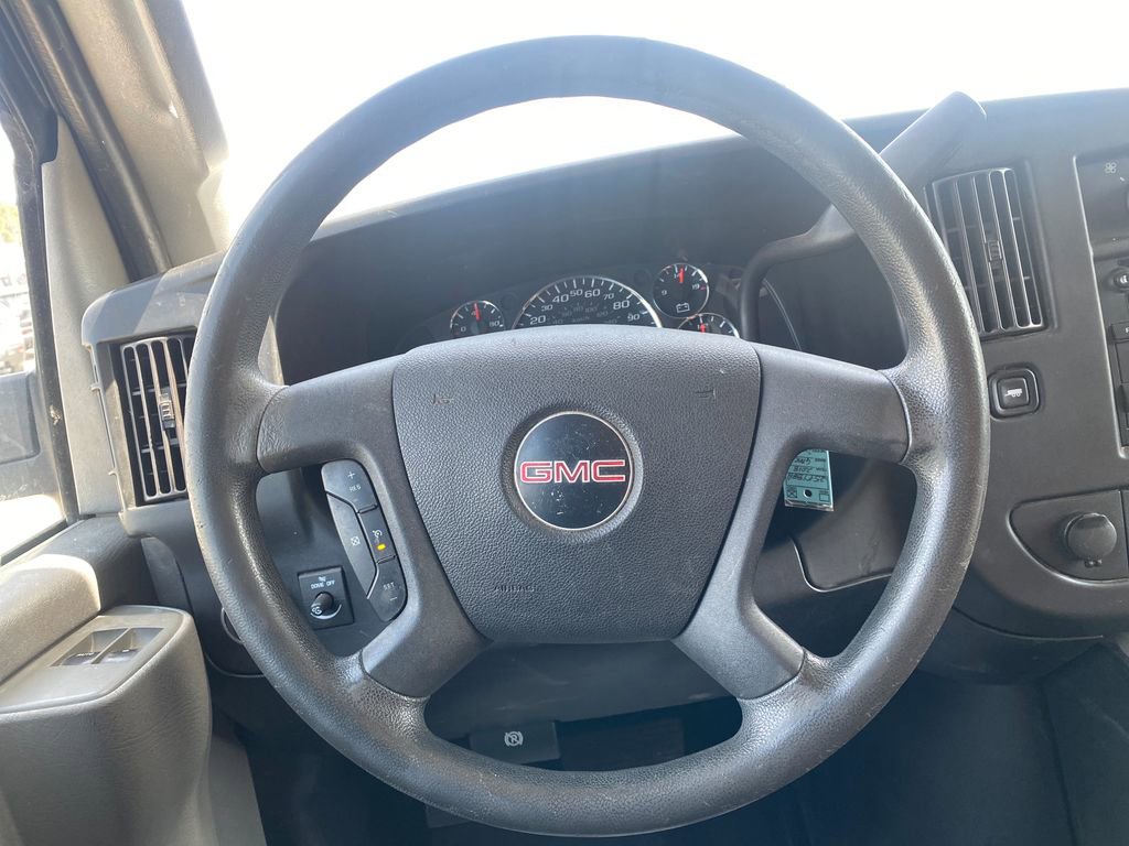 Used 2018 GMC Savana 2500 w/ Driver Convenience Package image 22