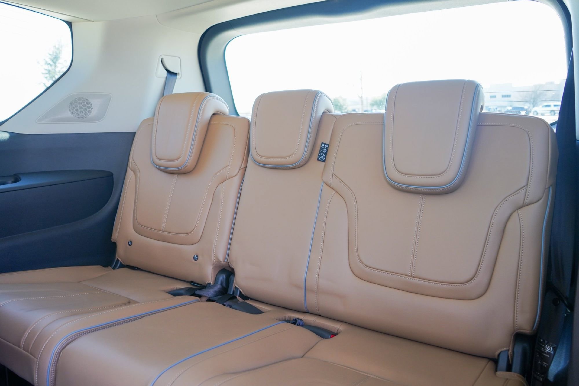 Certified 2025 INFINITI QX80 Sensory image 23