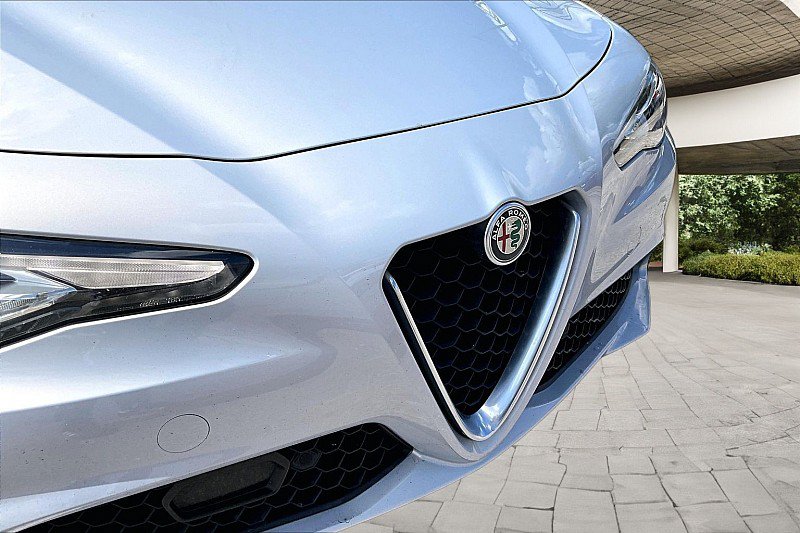 Used 2021 Alfa Romeo Giulia Ti RWD image 22