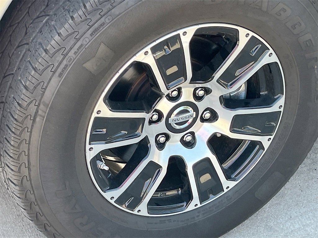 Used 2021 Nissan Titan SV w/ SV Convenience Package image 28