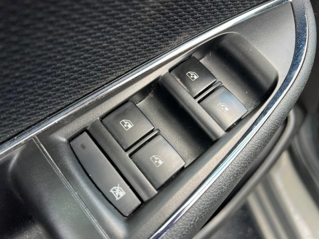 Used 2017 Chevrolet Cruze LT w/ Convenience Package FWD image 25
