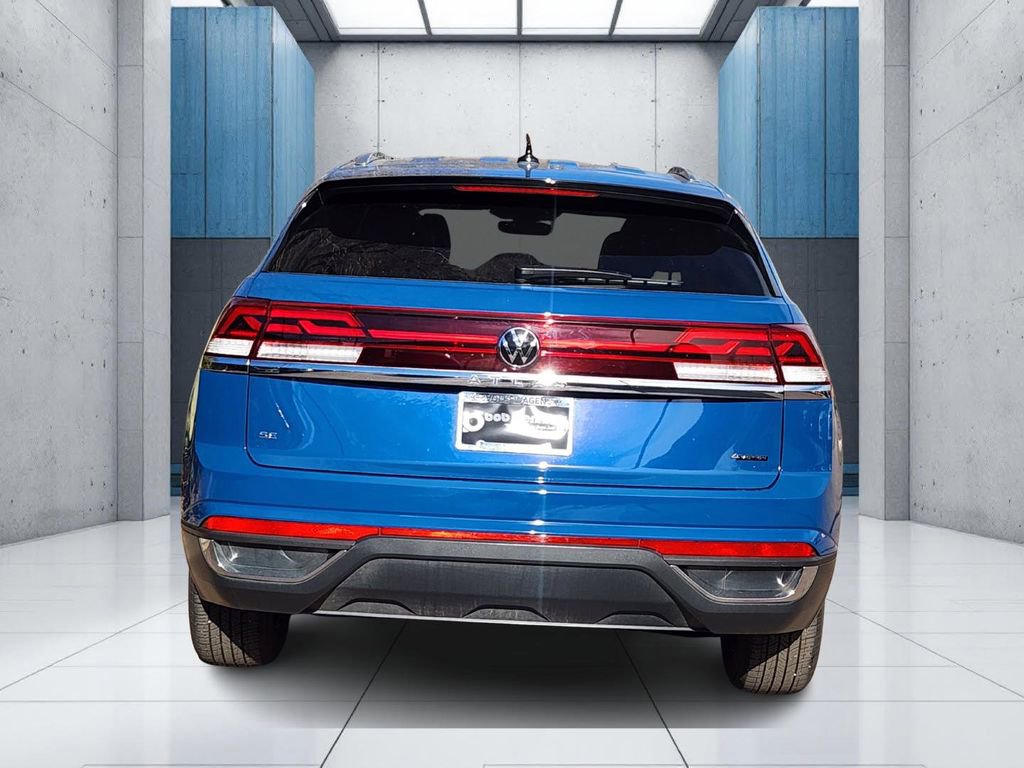 Used 2025 Volkswagen Atlas Cross Sport SE image 25