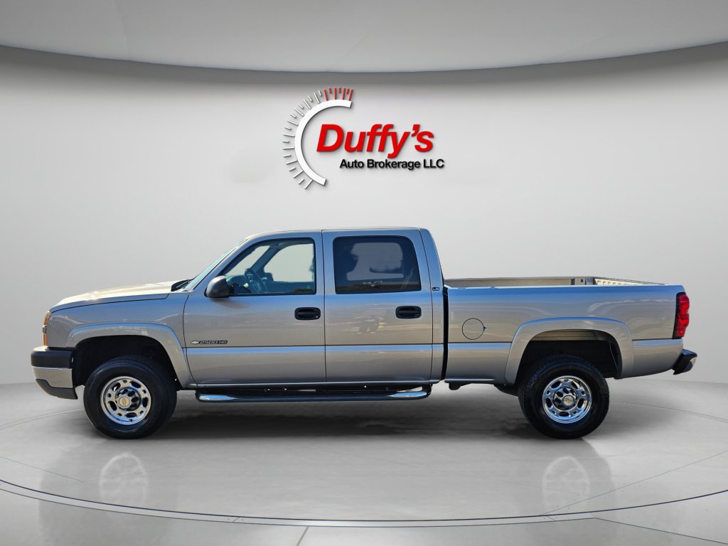 Used 2005 Chevrolet Silverado 2500 LS image 11