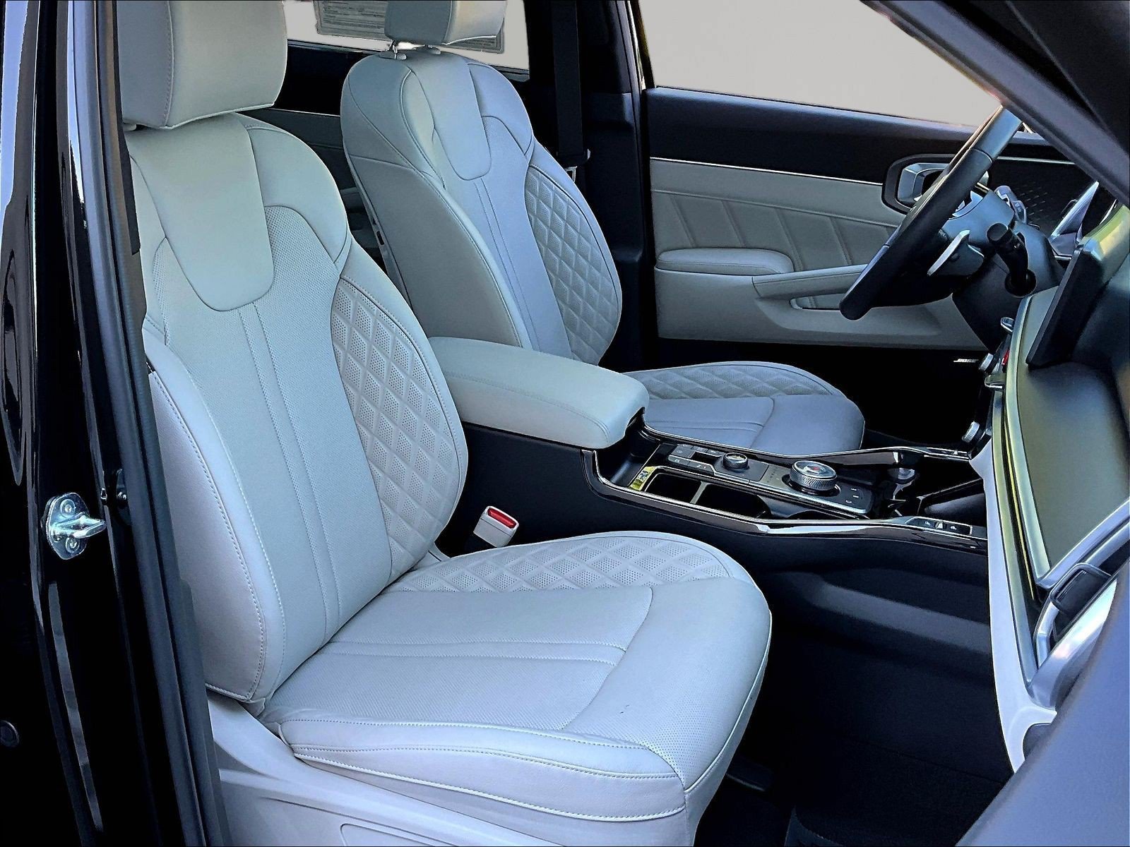 Certified 2025 Kia Sorento SX Prestige AWD/4WD image 30