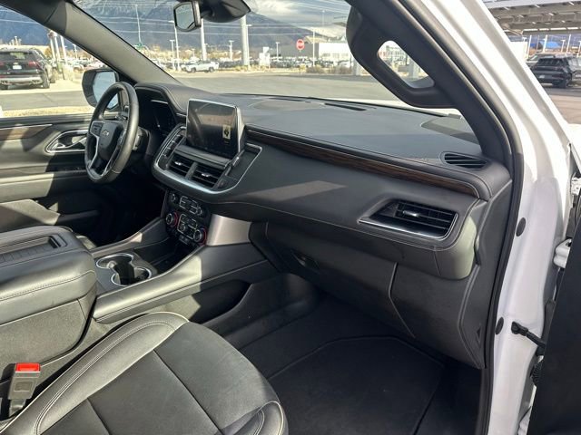 Used 2023 Chevrolet Suburban Premier AWD/4WD image 19